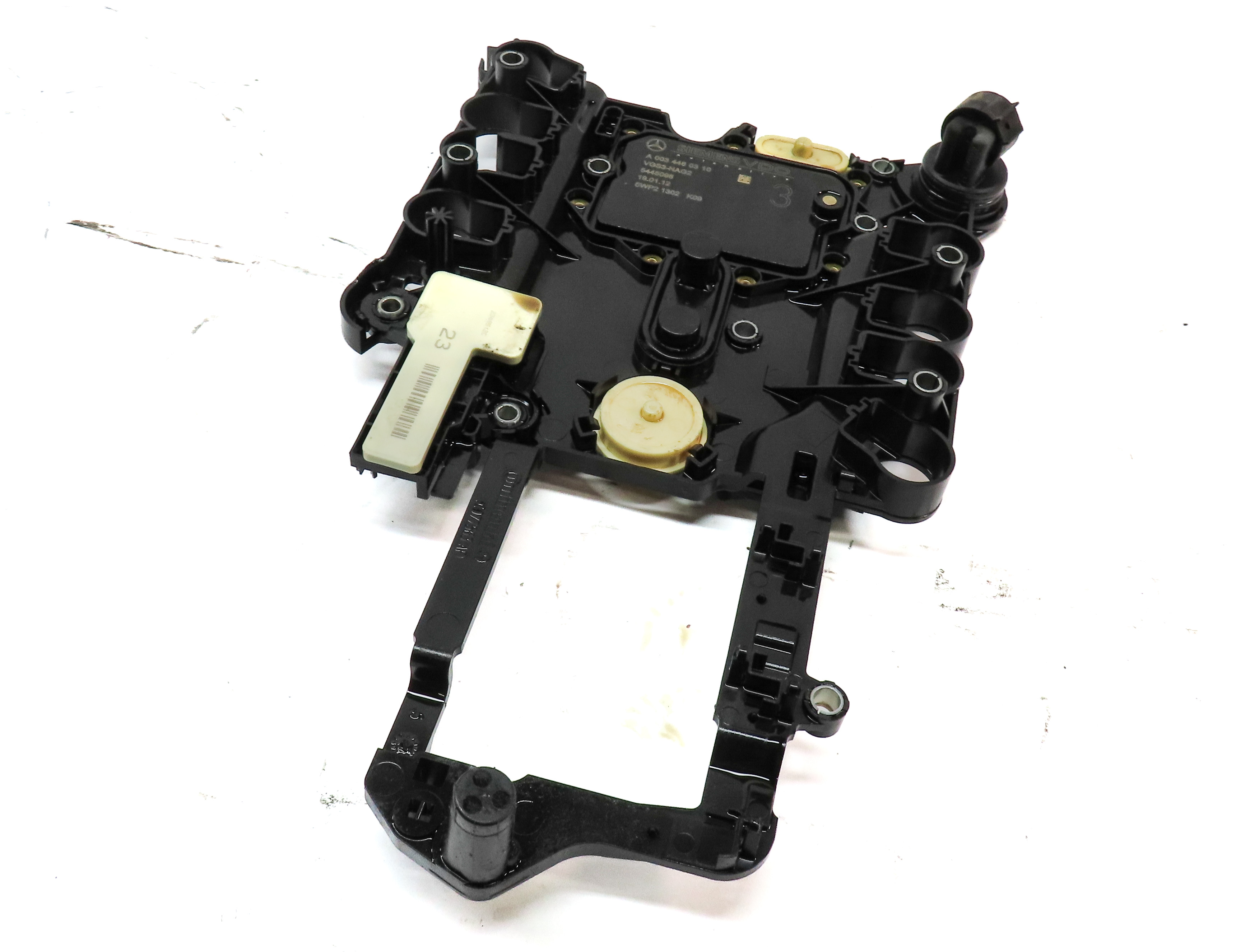 12-13 GL350 ML350 (W166 X166) DIESEL TRANSMISSION VALVE BODY CONDUCTOR PLATE — exact item pictured